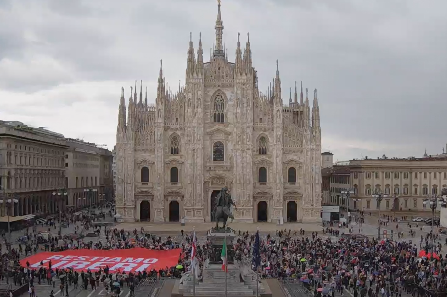 Manifestazione STOP DDL ZAN a Milano 1